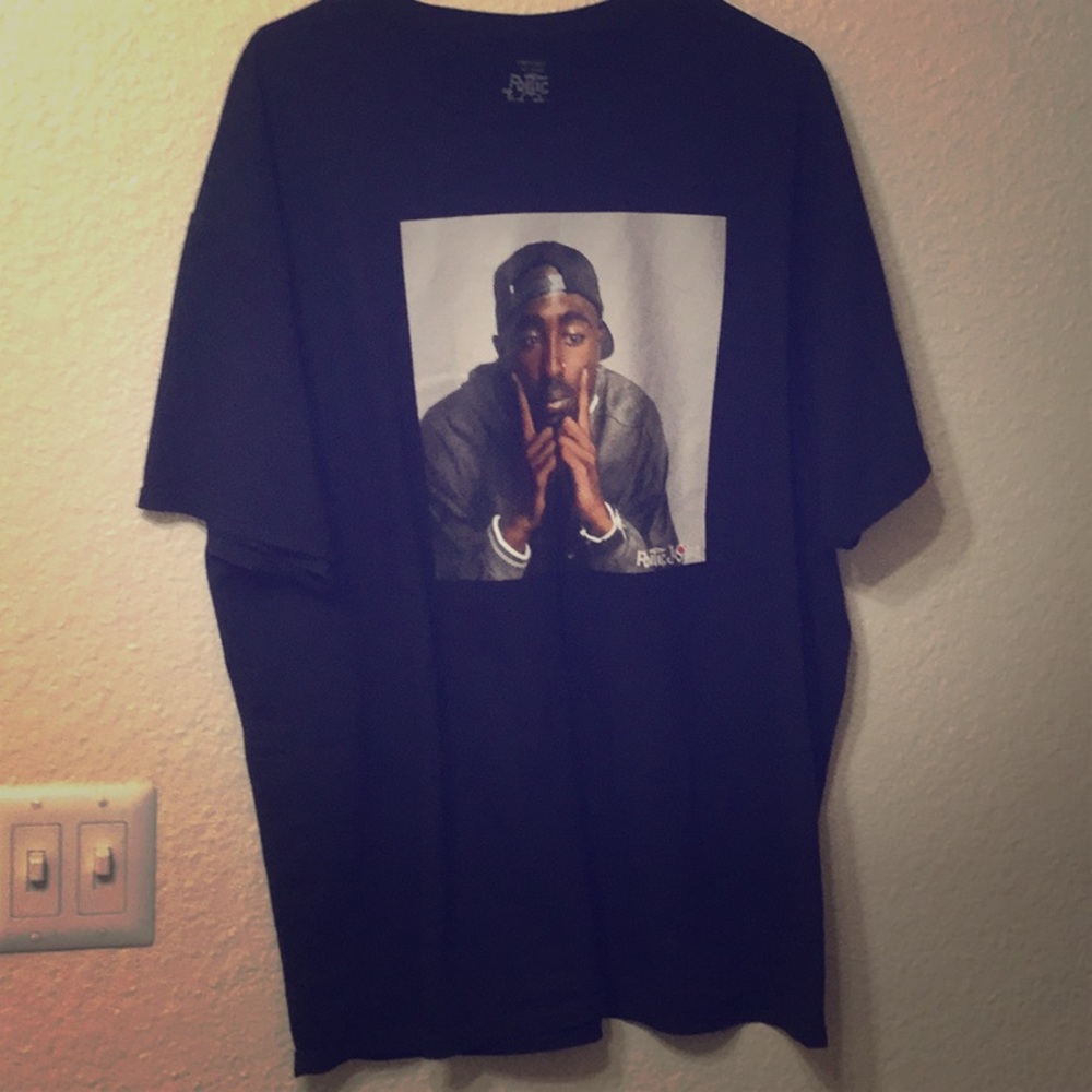 2pac tee